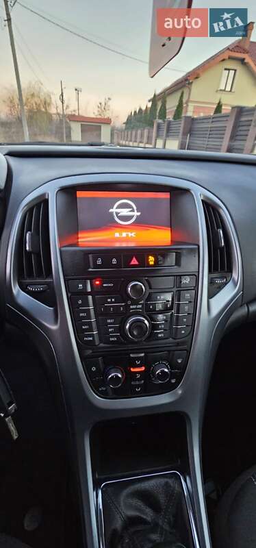 Универсал Opel Astra 2015 в Коломые