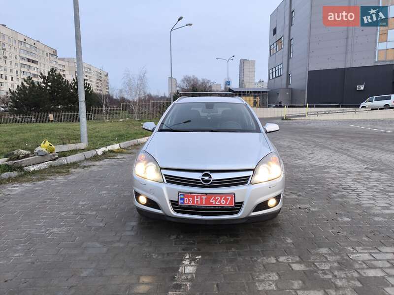 Универсал Opel Astra 2009 в Харькове