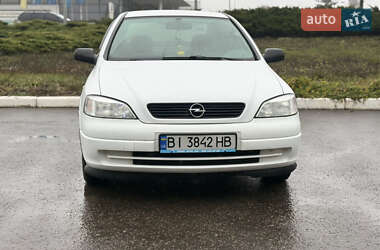 Седан Opel Astra 2008 в Полтаві