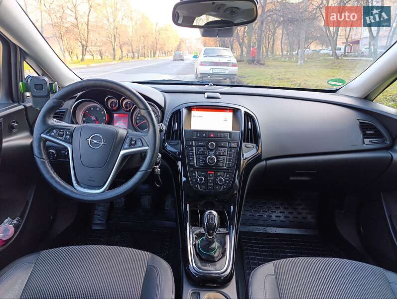 Универсал Opel Astra 2015 в Каменец-Подольском