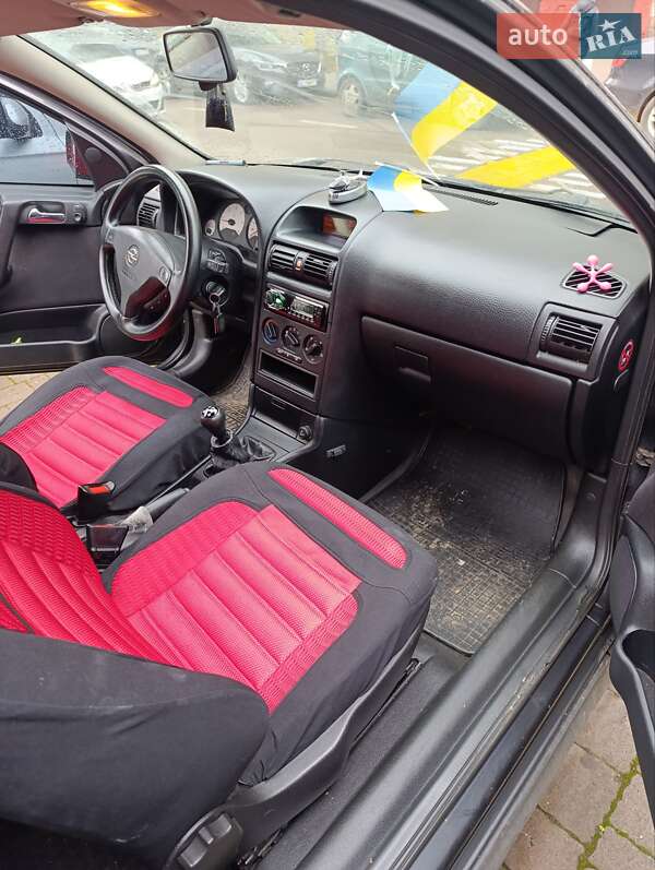 Хетчбек Opel Astra 2000 в Львові