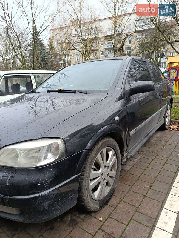 Хетчбек Opel Astra 2000 в Львові