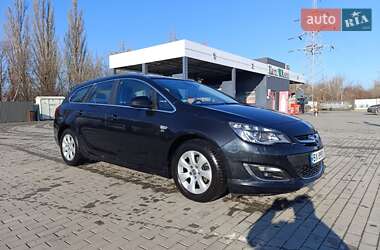 Универсал Opel Astra 2015 в Каменец-Подольском
