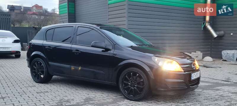 Хэтчбек Opel Astra 2004 в Коломые