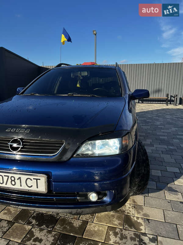 Универсал Opel Astra 2004 в Полтаве
