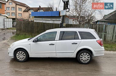 Универсал Opel Astra 2004 в Киеве