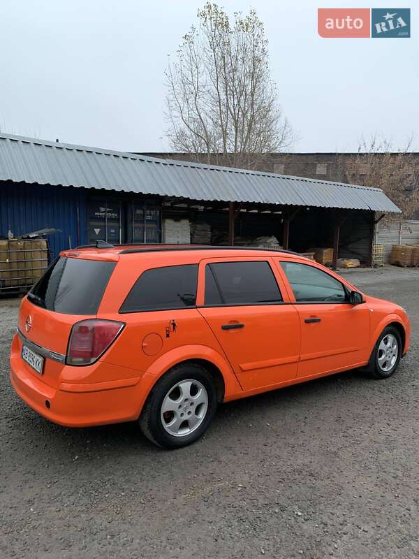 Универсал Opel Astra 2005 в Жмеринке