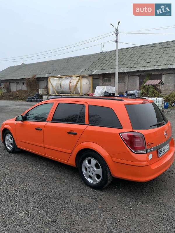 Универсал Opel Astra 2005 в Жмеринке