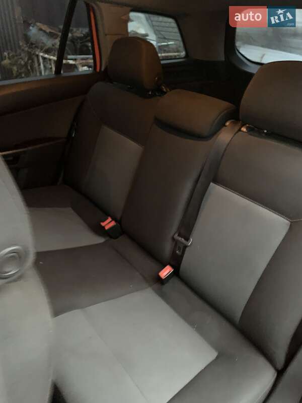 Универсал Opel Astra 2005 в Жмеринке