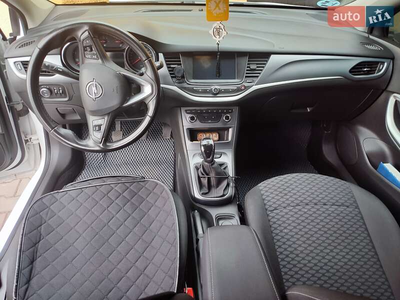 Универсал Opel Astra 2019 в Трускавце