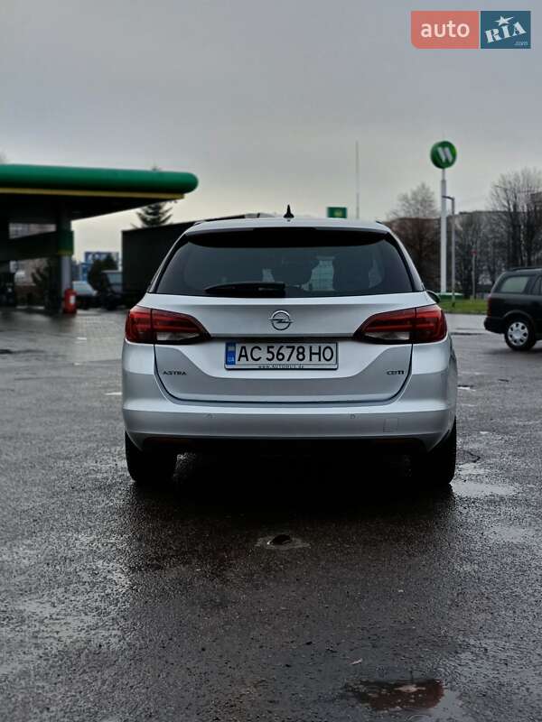 Универсал Opel Astra 2017 в Луцке