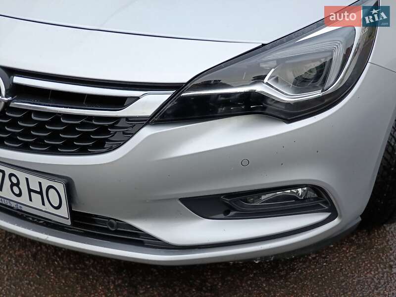 Универсал Opel Astra 2017 в Луцке