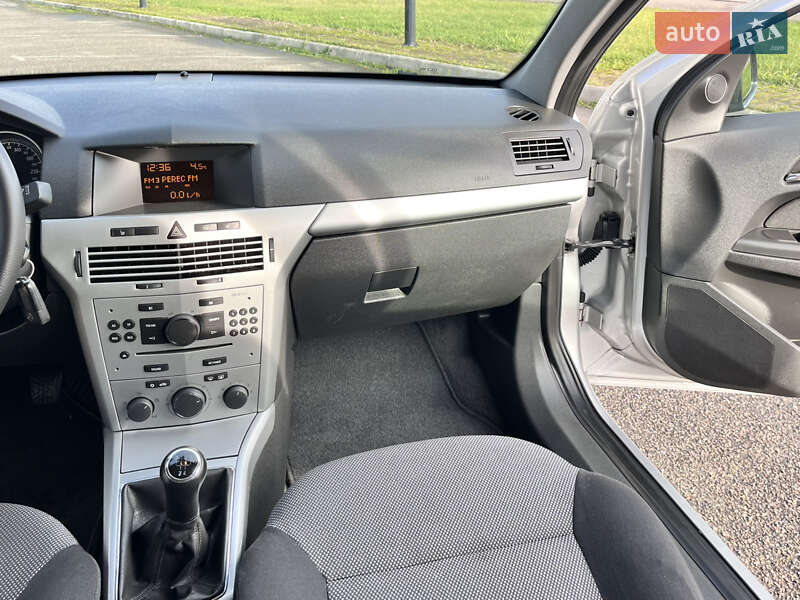 Універсал Opel Astra 2009 в Білій Церкві