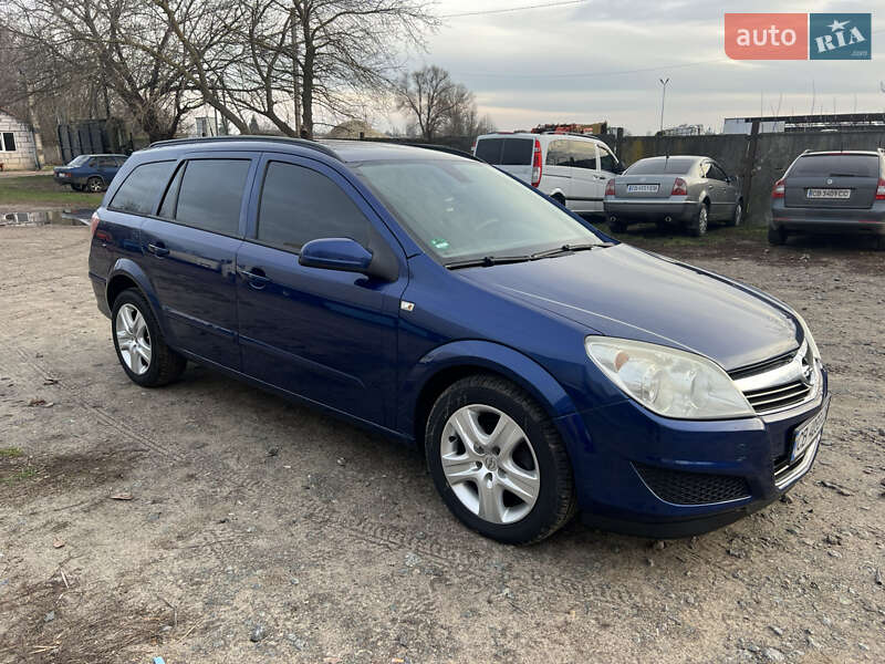 Універсал Opel Astra 2008 в Броварах