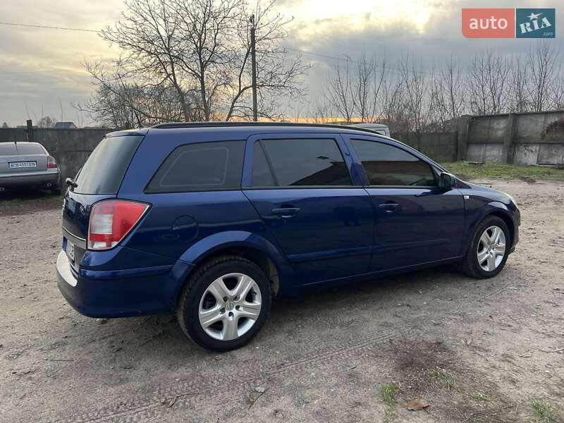 Універсал Opel Astra 2008 в Броварах