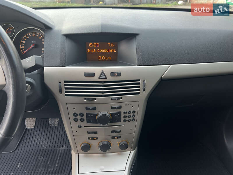 Універсал Opel Astra 2008 в Броварах