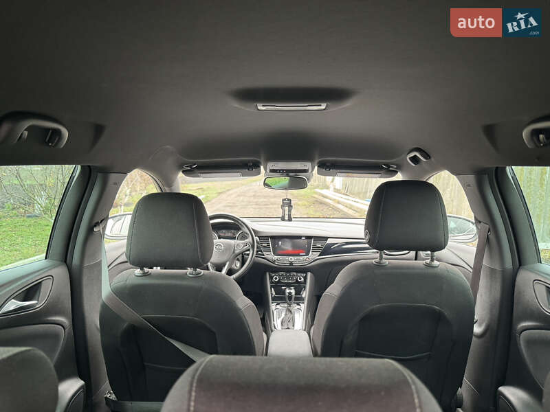 Універсал Opel Astra 2017 в Полтаві