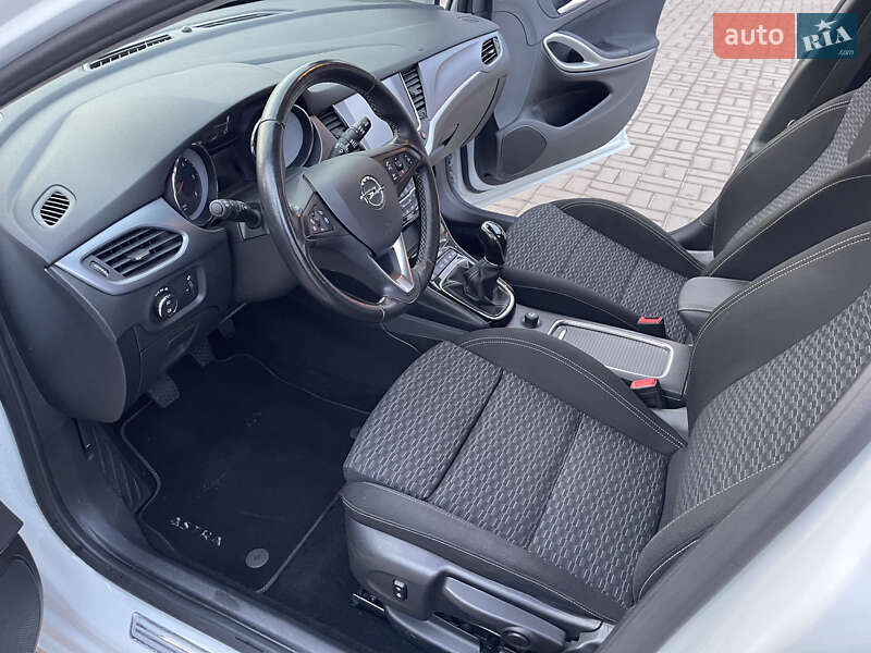 Универсал Opel Astra 2018 в Житомире