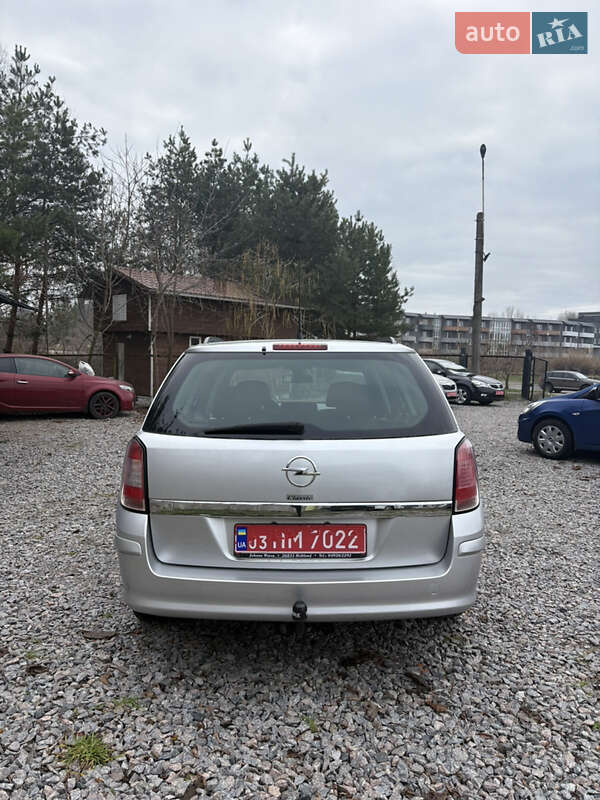 Універсал Opel Astra 2008 в Білій Церкві