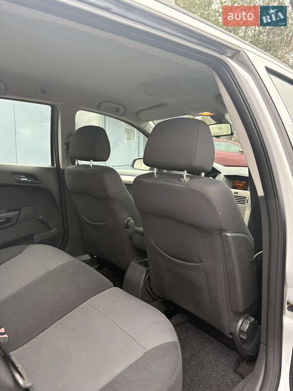 Універсал Opel Astra 2008 в Білій Церкві