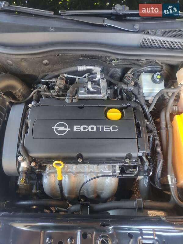 Універсал Opel Astra 2009 в Кам'янському