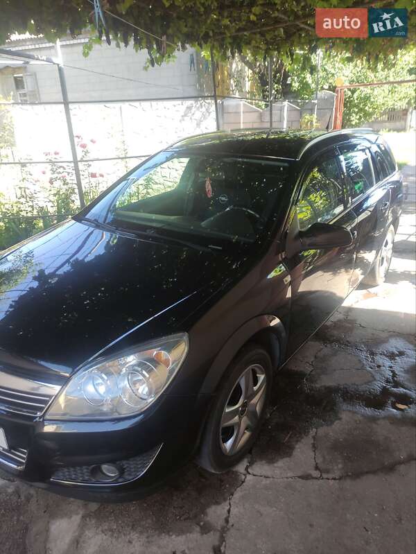Універсал Opel Astra 2009 в Кам'янському