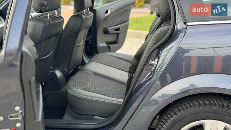 Универсал Opel Astra 2010 в Виннице фото 24 Универсал Opel Astra 2010 в Виннице