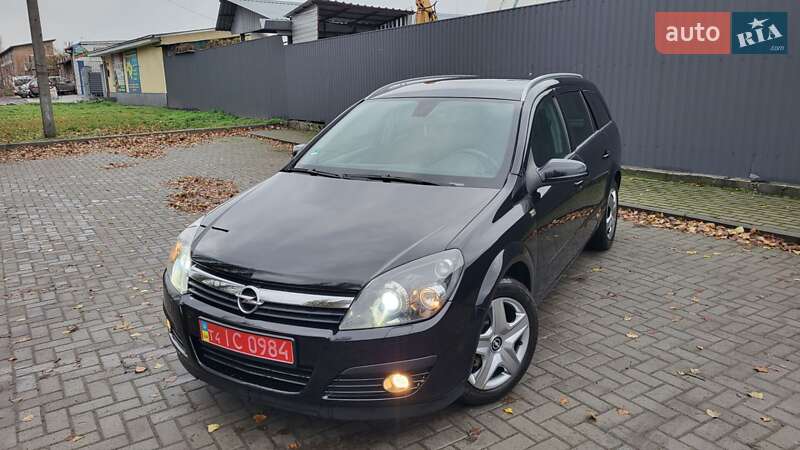 Універсал Opel Astra 2006 в Черкасах