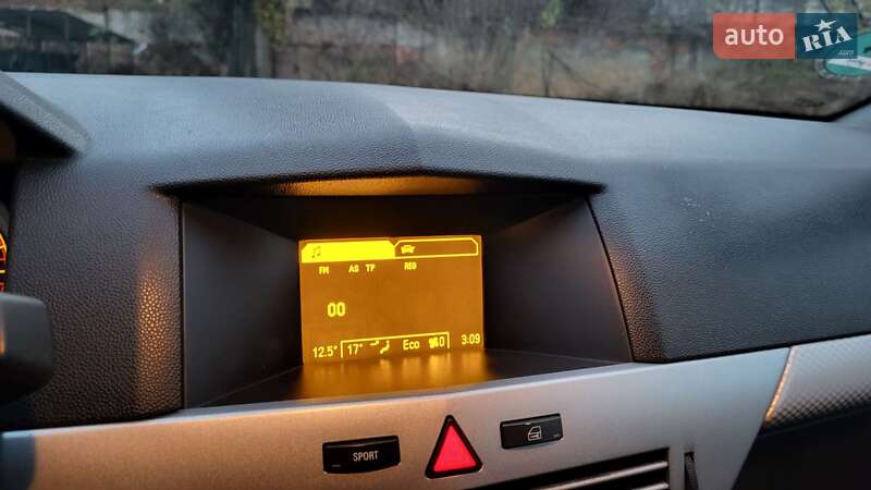 Універсал Opel Astra 2006 в Черкасах