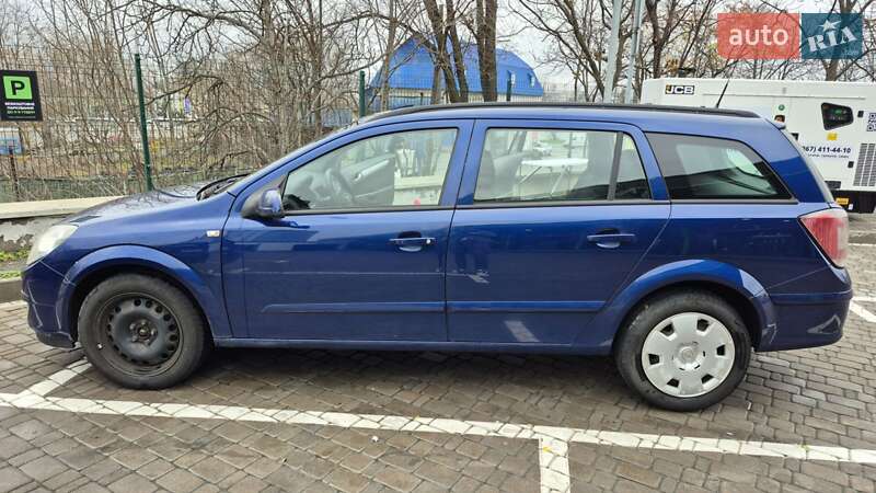 Универсал Opel Astra 2006 в Киеве