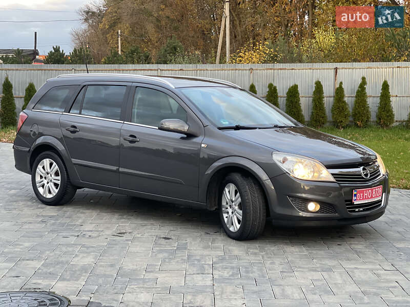 Opel Astra 2009 Opel Astra 2009
