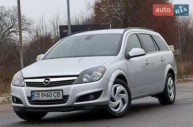 Универсал Opel Astra 2010 в Мене