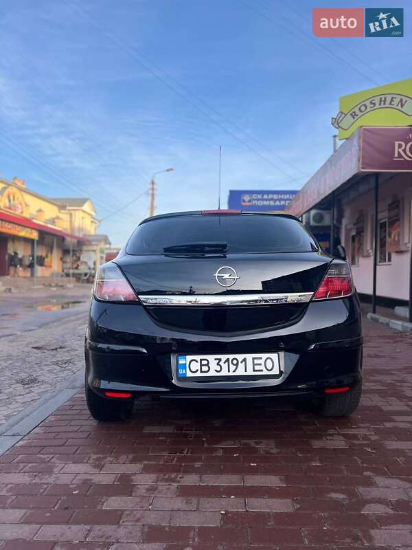 Купе Opel Astra 2008 в Прилуках