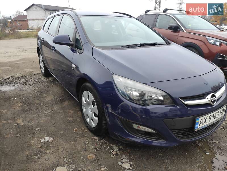 Универсал Opel Astra 2014 в Харькове
