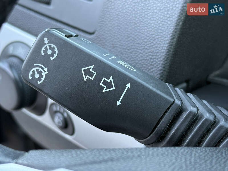 Универсал Opel Astra 2010 в Ровно