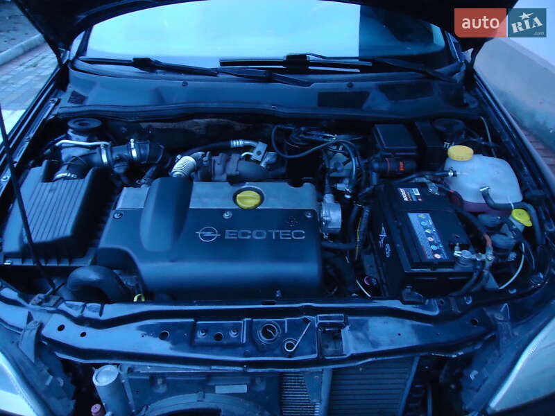 Седан Opel Astra 2006 в Умані