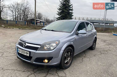Хетчбек Opel Astra 2006 в Кропивницькому