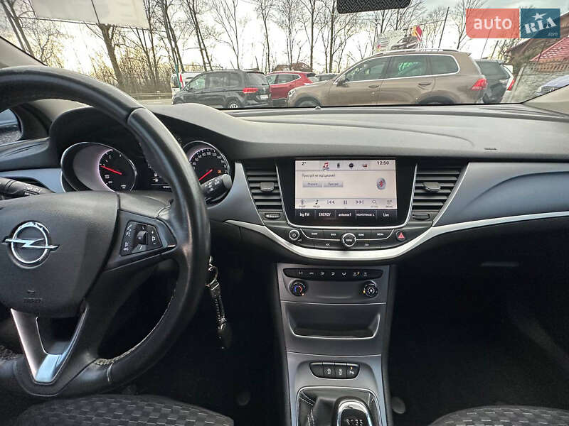 Універсал Opel Astra 2018 в Коломиї