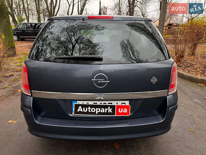 Універсал Opel Astra 2008 в Києві