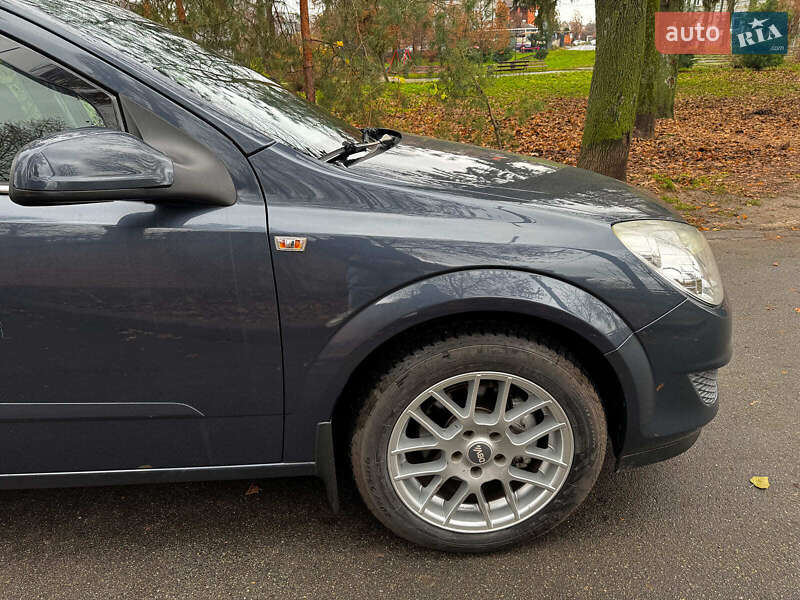 Універсал Opel Astra 2008 в Києві