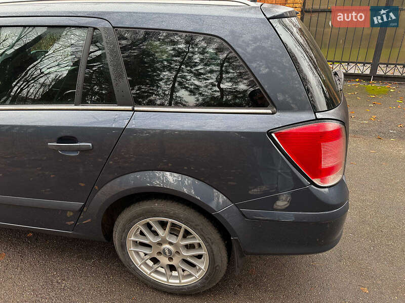 Універсал Opel Astra 2008 в Києві