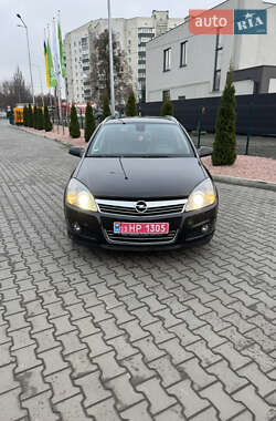 Универсал Opel Astra 2008 в Луцке