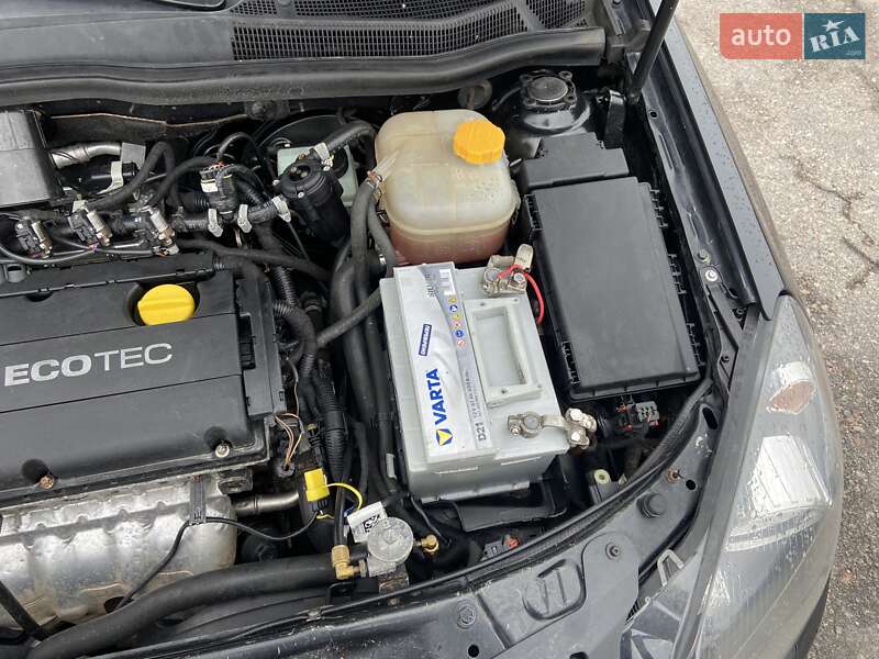 Универсал Opel Astra 2012 в Белой Церкви