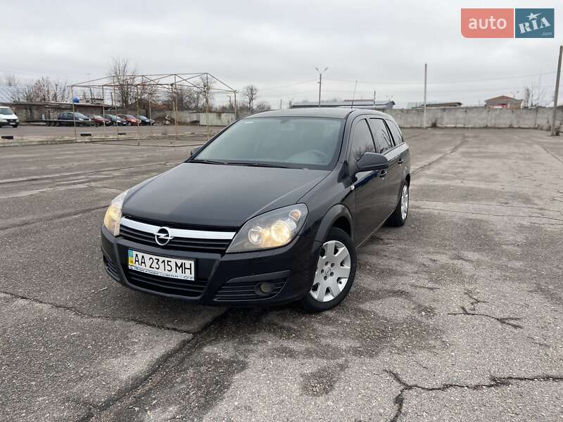 Универсал Opel Astra 2012 в Белой Церкви