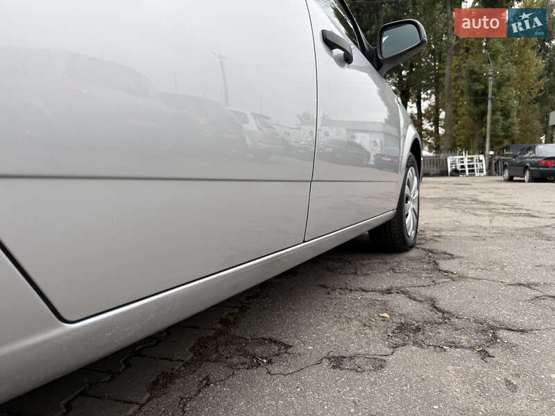 Універсал Opel Astra 2010 в Вінниці