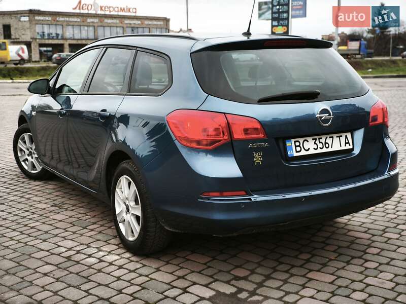 Универсал Opel Astra 2013 в Львове фото 11 Универсал Opel Astra 2013 в Львове