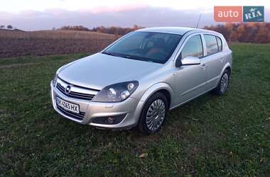 Хетчбек Opel Astra 2008 в Млиніві