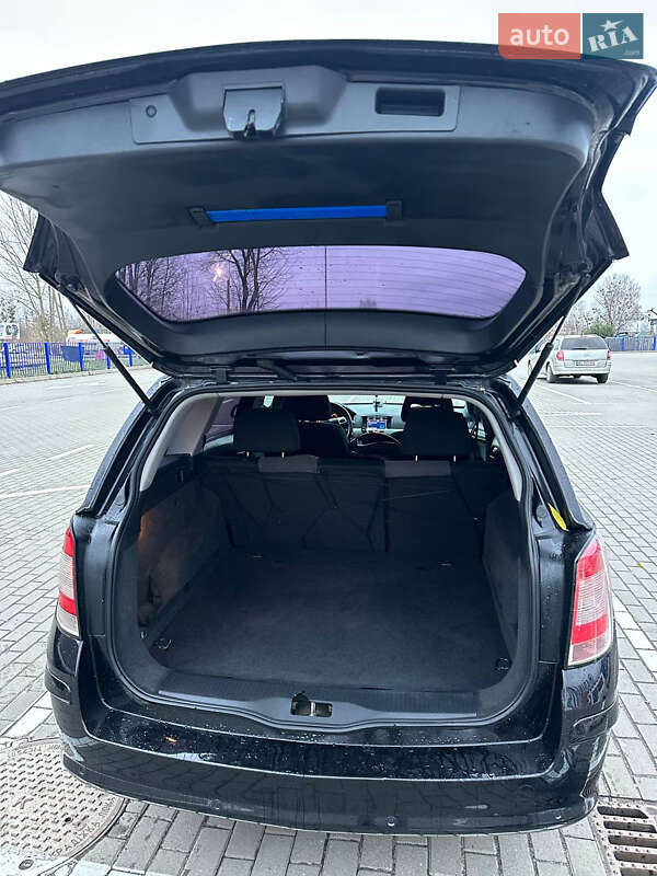 Універсал Opel Astra 2009 в Ковелі