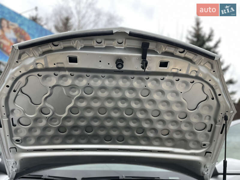 Універсал Opel Astra 2009 в Луцьку