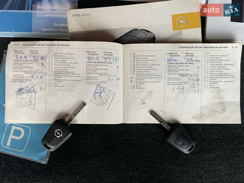 Універсал Opel Astra 2009 в Луцьку